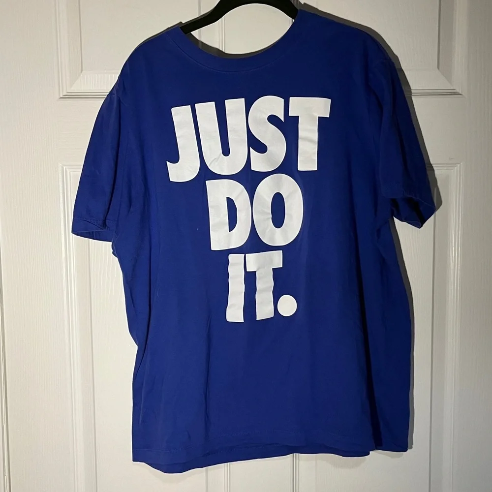 Ladies Nike Tee